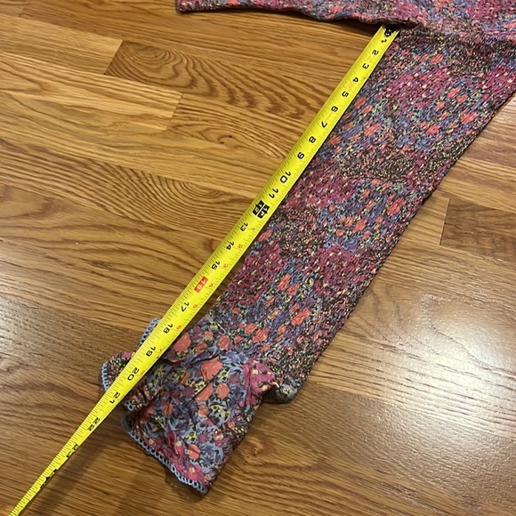 NWT Free People Amelia Printed Blouse Bell Sleeve Blouse $138 Size M or L - Picture 7 of 16